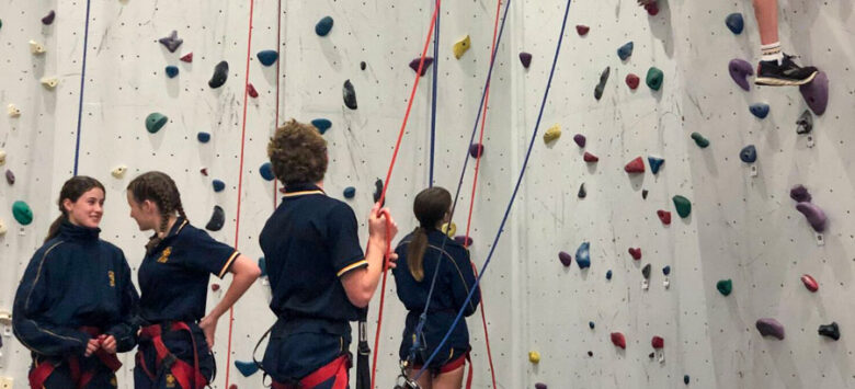 🧗 Rockface + Schools = The Perfect Climb!